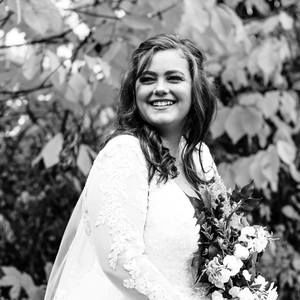 Meet your Posher, Cassandra